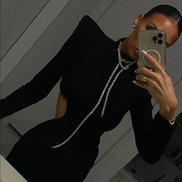 Zara Limited Edition Structured Shoulder Gown with Cut Out Waist - Picture 6 of 15